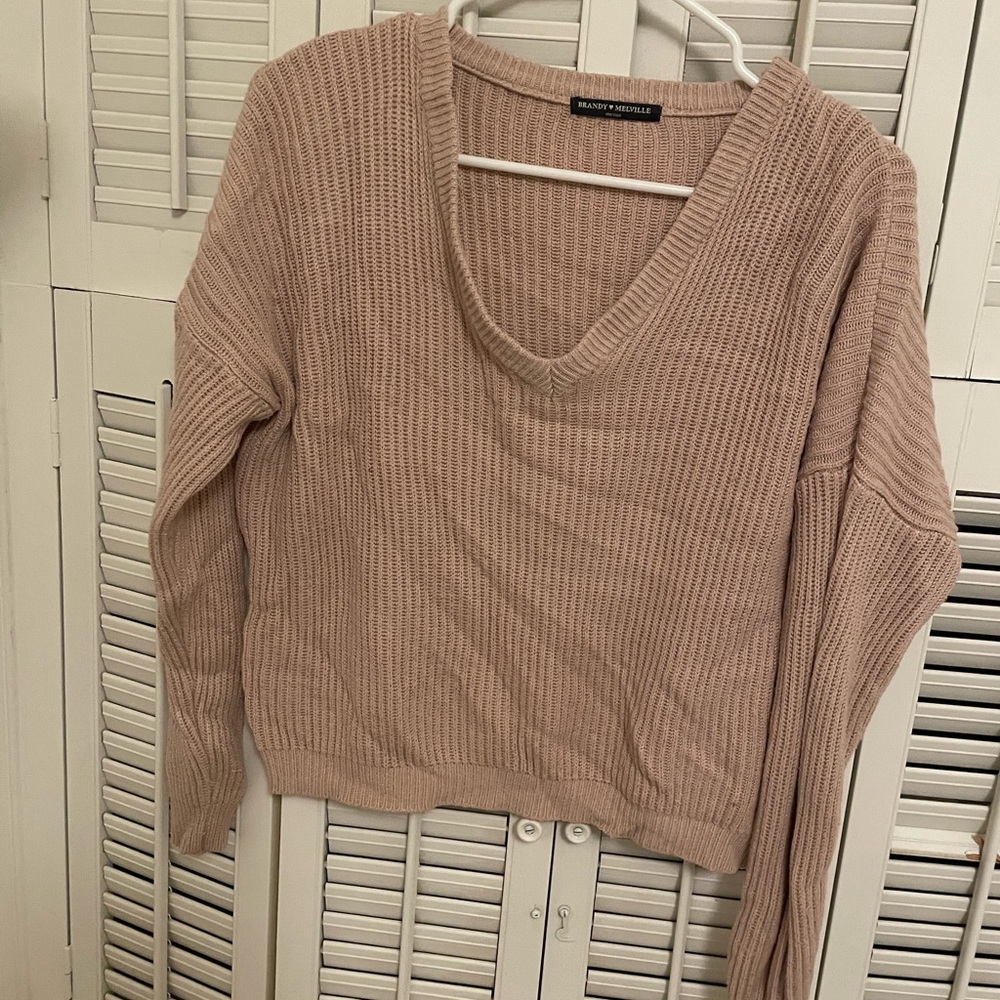 Ribbed V-Neck Sweater in beige